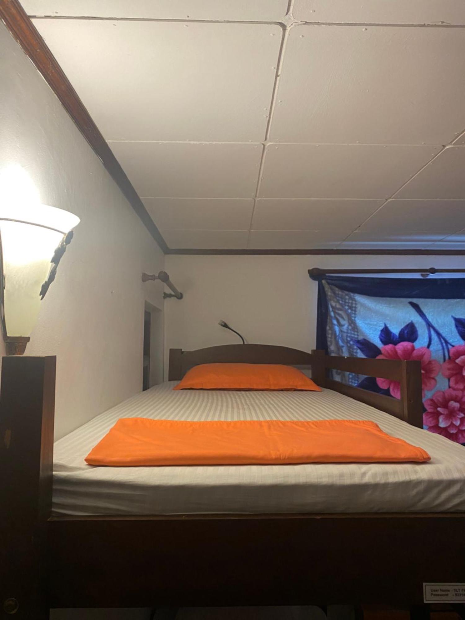 Sky Hostel Negombo Dış mekan fotoğraf