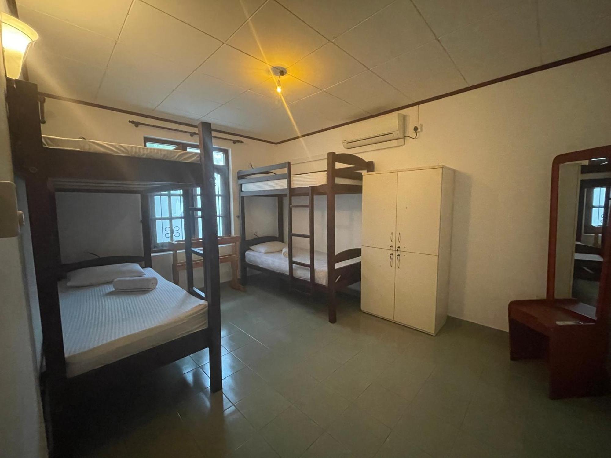 Sky Hostel Negombo Dış mekan fotoğraf